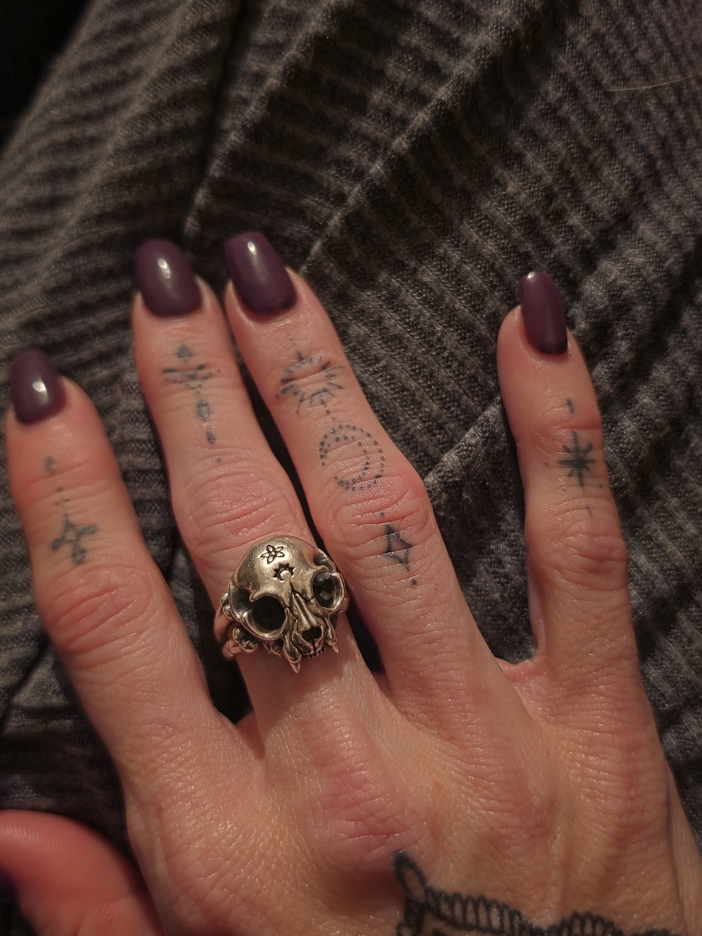 Clocks And Colours Sterling Cat Skull Ring - Offers Welcome!